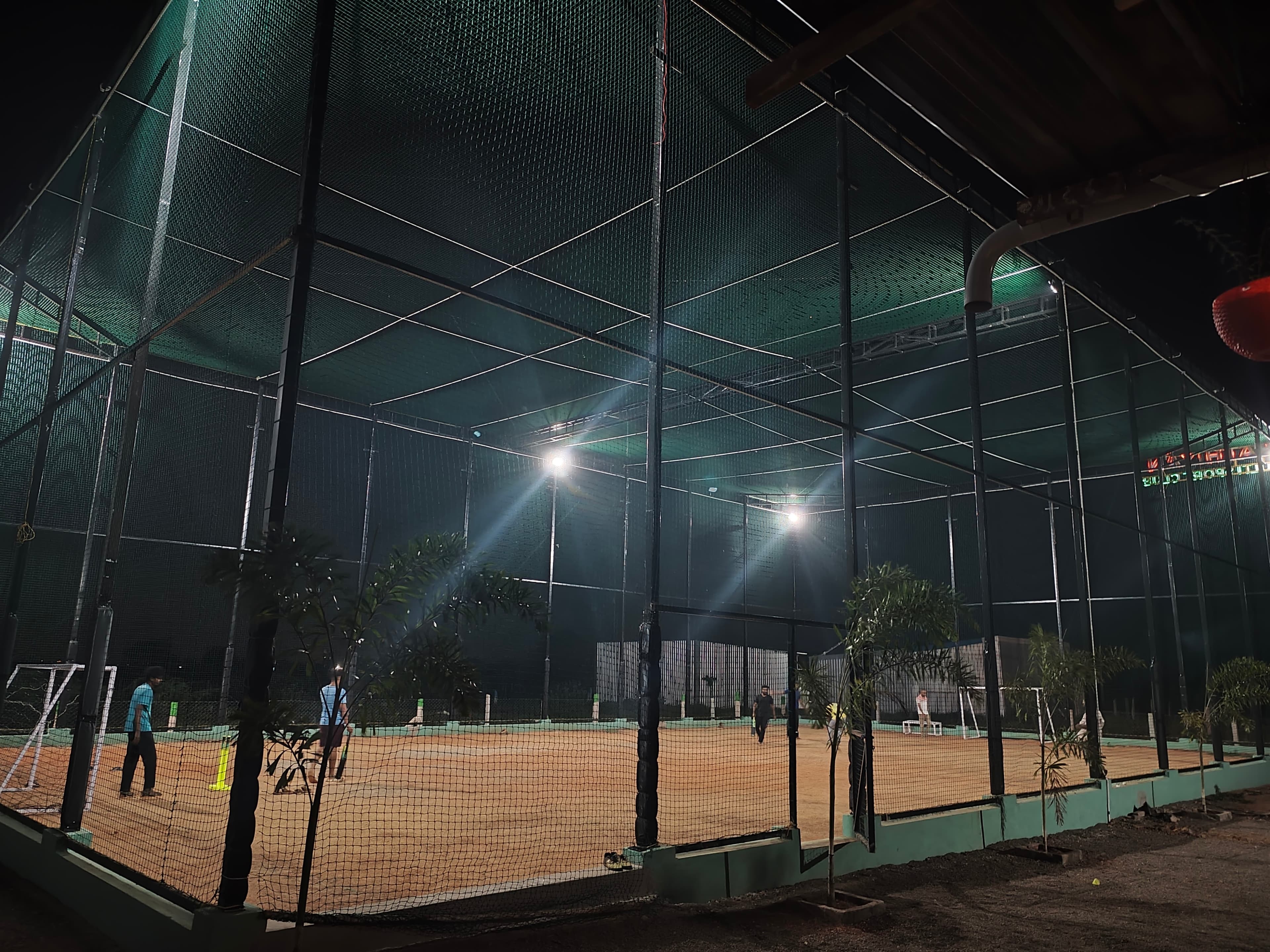 Sathiyan Multi Sport Academy (Indoor Badminton & Turf )